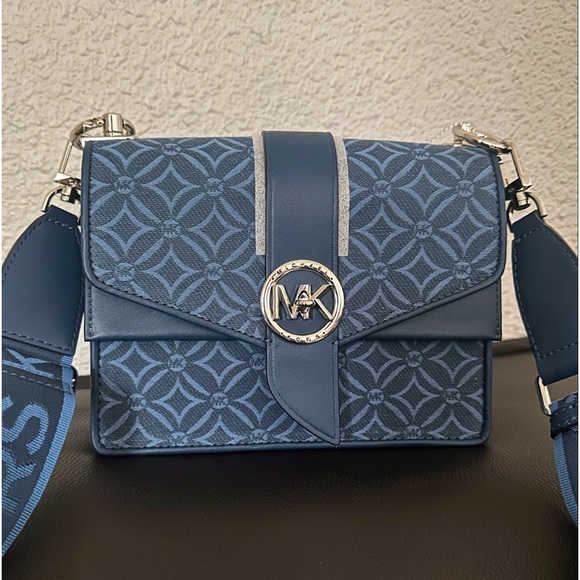 NWT MICHAEL MICHAEL KORS SIGNATURE GREENWICH SMALL CONVERTIBLE CROSSBODY - Picture 11 of 15